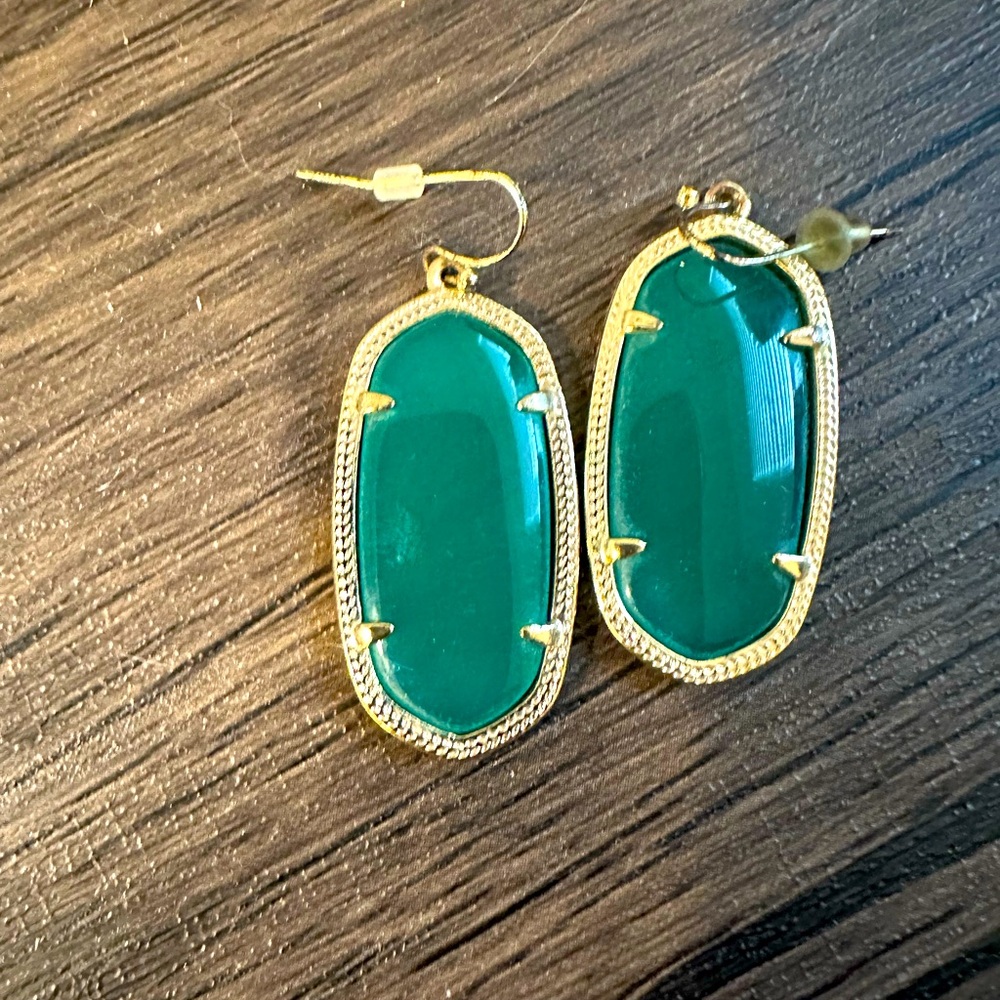 Kendra Scott green earrings